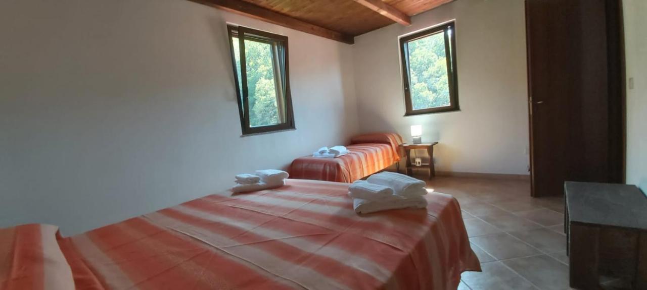 Casa Vacanza Tortorici Eksteriør bilde
